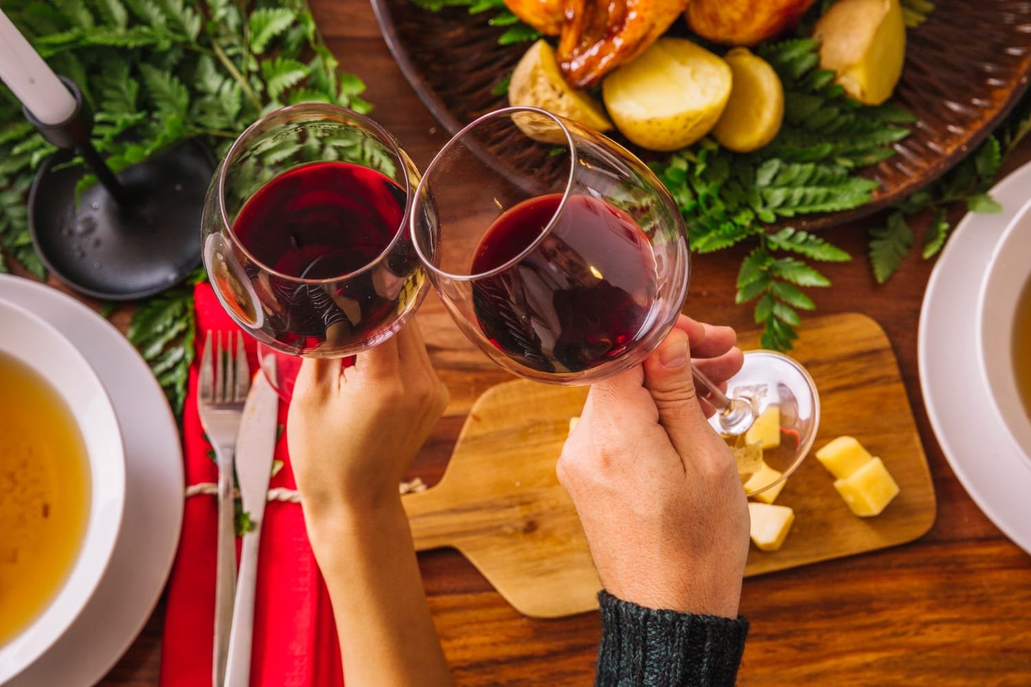 Food and beverage social media strategy for restaurants wineries and hospitality brands