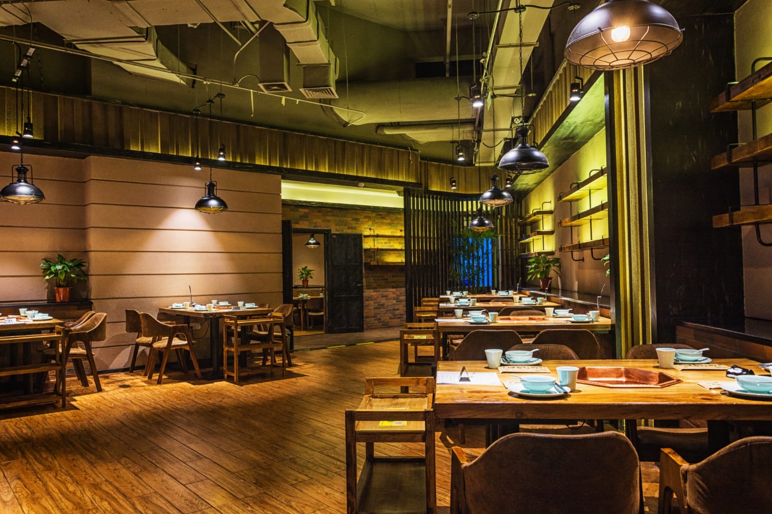 Modern restaurant interior representing hospitality growth and digital marketing strategies for restaurants.